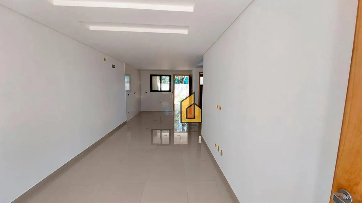 Foto 4 de Sobrado com 3 quartos à venda, 225m2 em Thomaz Coelho, Araucaria - PR