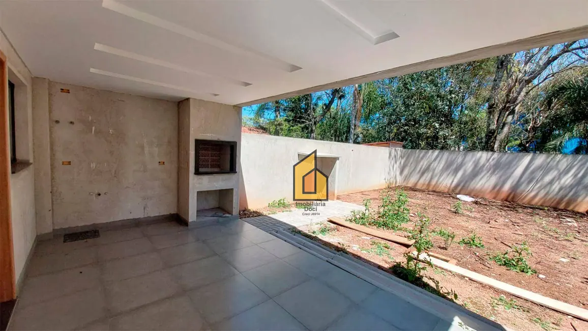 Foto 6 de Sobrado com 3 quartos à venda, 225m2 em Thomaz Coelho, Araucaria - PR