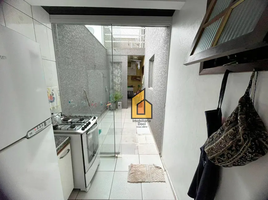 Foto 8 de Sobrado com 4 quartos à venda, 150m2 em Iguaçu, Araucaria - PR