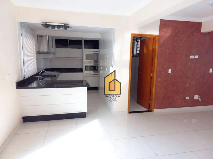 Sobrado com 3 quartos à venda, 144m2 em Iguaçu, Araucaria - PR - imagem 7 Foto 7 de Sobrado com 3 quartos à venda, 144m2 em Iguaçu, Araucaria - PR