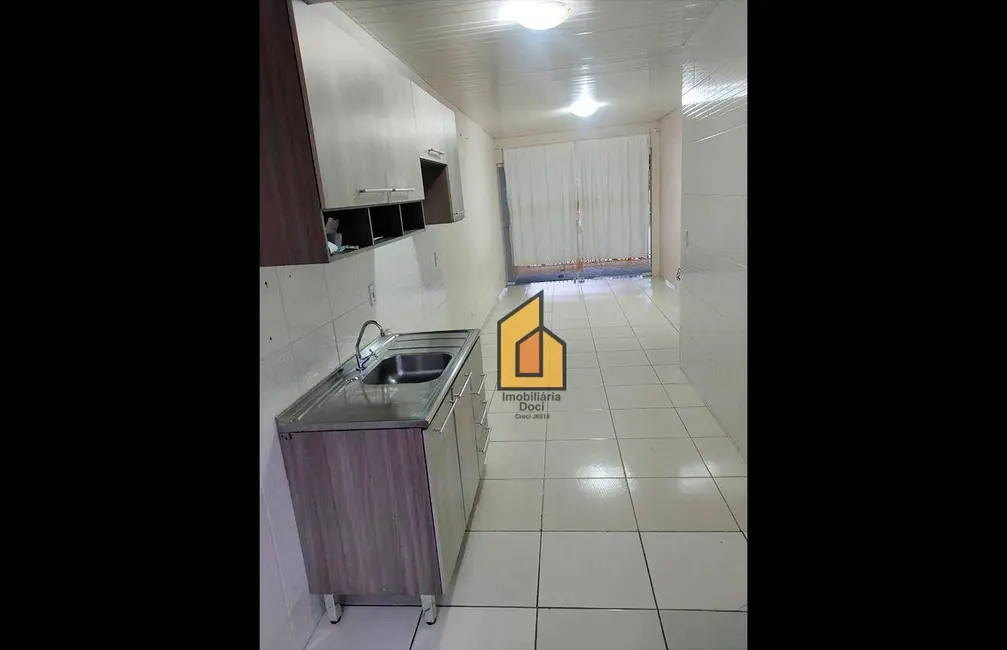 Casa com 2 quartos à venda, 180m2 em Águas Claras, Campo Largo - PR - imagem 4 Foto 4 de Casa com 2 quartos à venda, 180m2 em Águas Claras, Campo Largo - PR