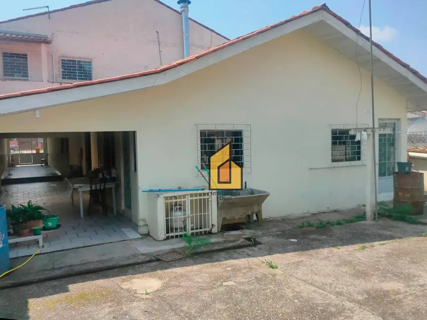 Sobrado com 2 quartos à venda, 480m2 em Fazenda Velha, Araucaria - PR - imagem 3 Foto 3 de Sobrado com 2 quartos à venda, 480m2 em Fazenda Velha, Araucaria - PR