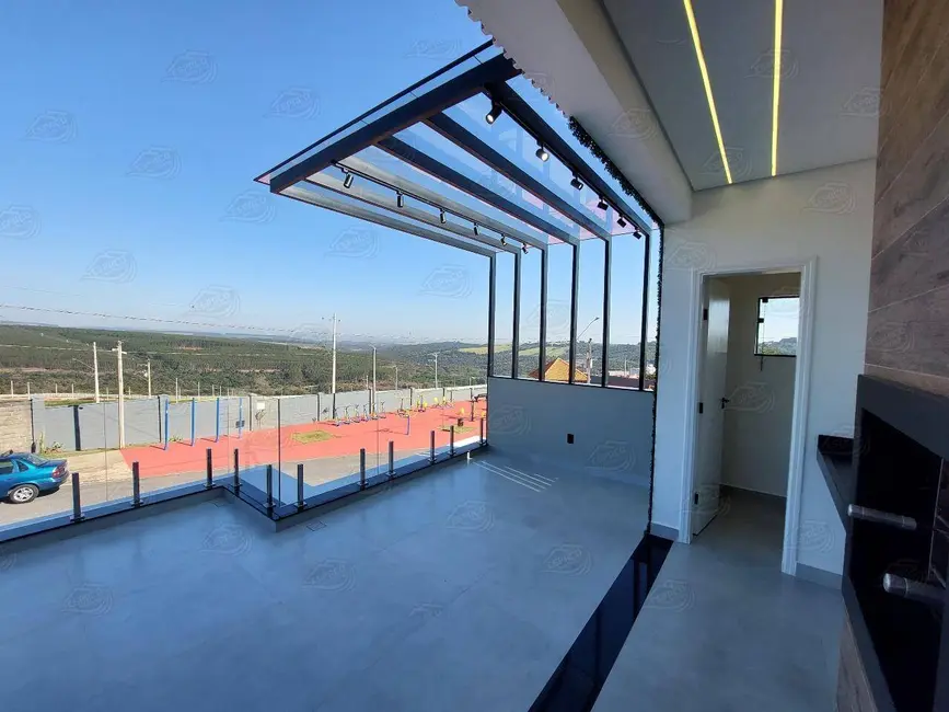 Foto 3 de Casa com 3 quartos à venda, 139m2 em Itarare - SP