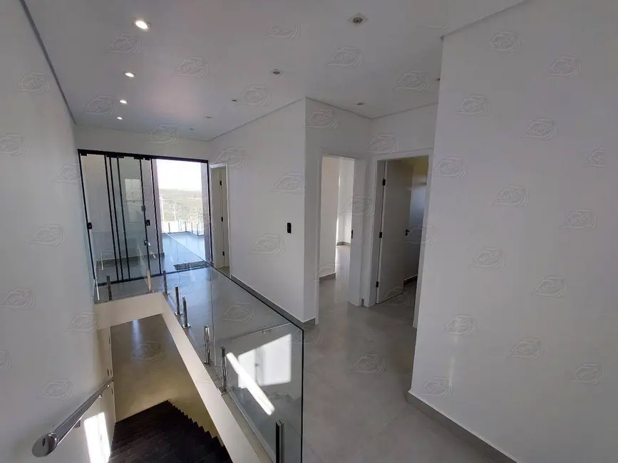 Foto 9 de Casa com 3 quartos à venda, 139m2 em Itarare - SP