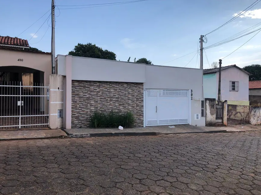 Foto 5 de Casa com 2 quartos à venda, 138m2 em Itarare - SP