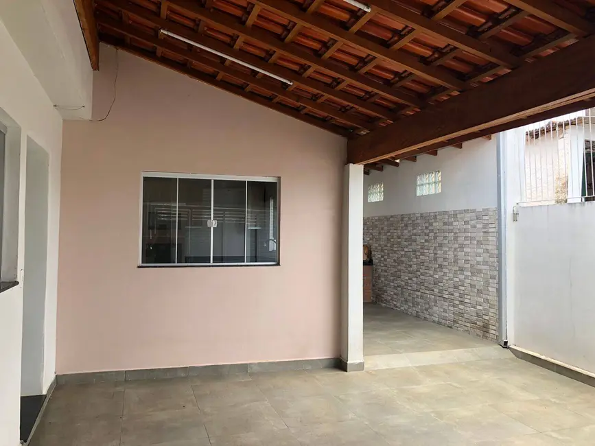 Foto 6 de Casa com 2 quartos à venda, 138m2 em Itarare - SP