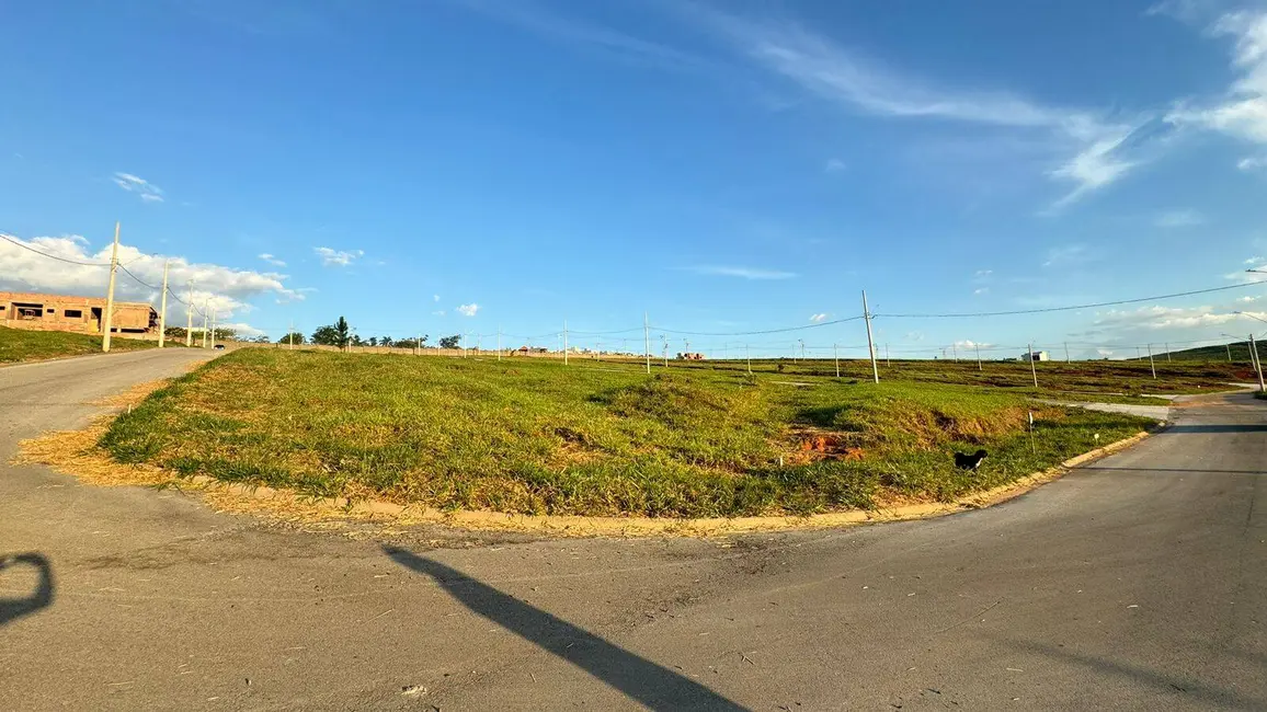 Foto 2 de Lote de Condomínio à venda, 388m2 em Itarare - SP