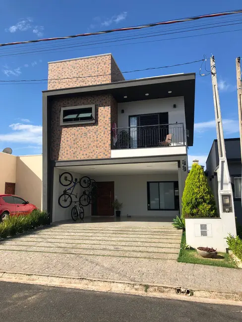 Foto 2 de Casa com 3 quartos à venda, 160m2 em Itarare - SP