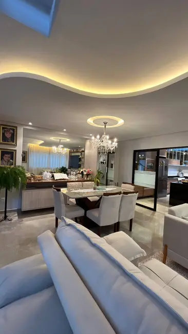 Foto 5 de Casa com 3 quartos à venda, 160m2 em Itarare - SP