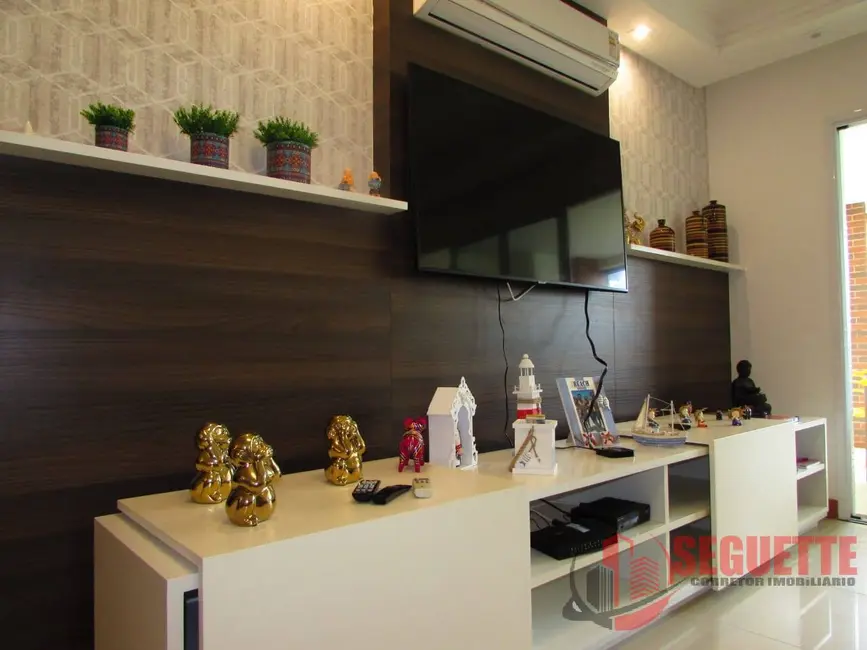 Apartamento com 4 quartos à venda, 196m2 em Riviera de São Lourenço, Bertioga - SP - imagem 5 Foto 5 de Apartamento com 4 quartos à venda, 196m2 em Riviera de São Lourenço, Bertioga - SP