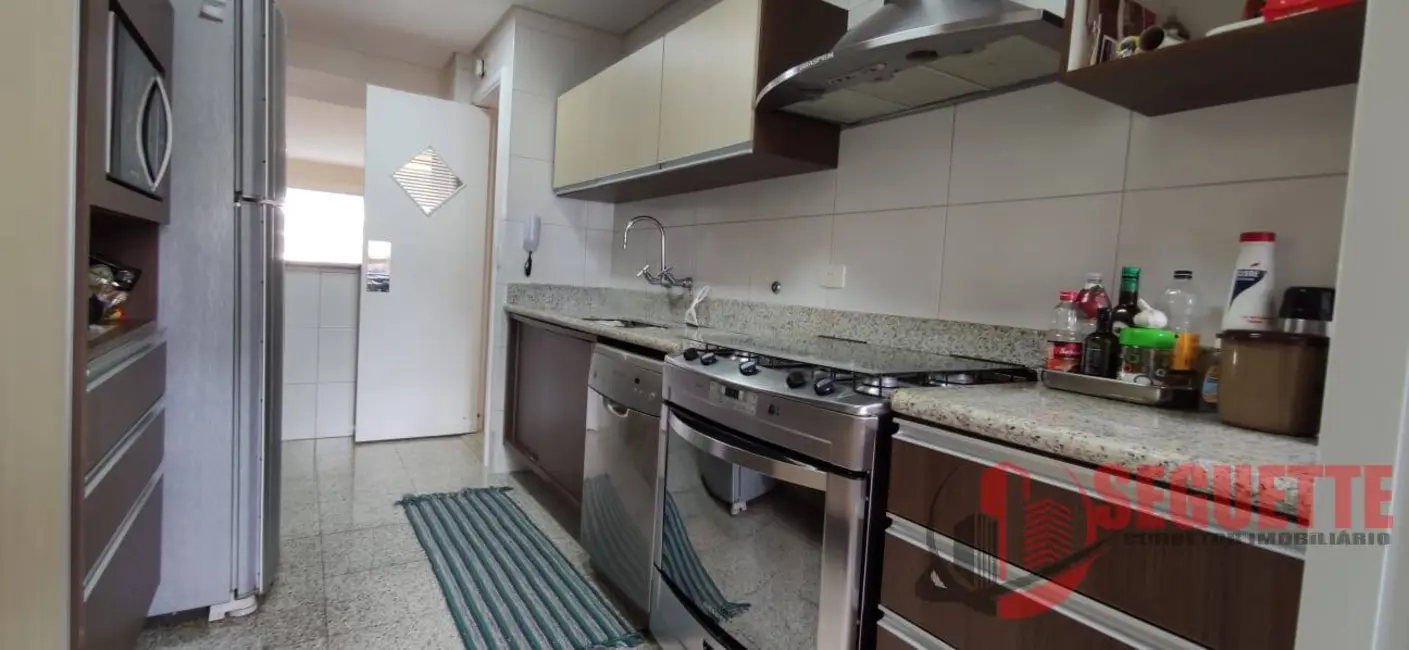 Foto 9 de Apartamento com 4 quartos à venda, 216m2 em Riviera de São Lourenço, Bertioga - SP