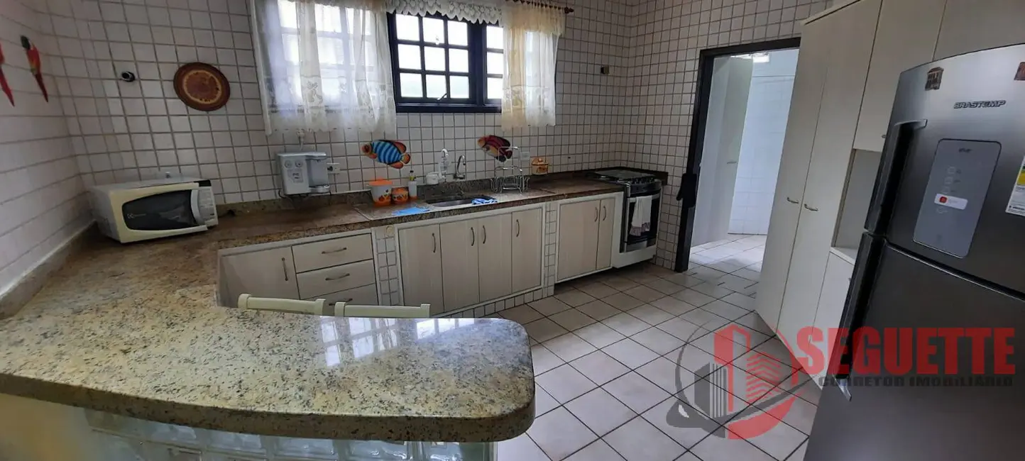 Foto 5 de Casa com 2 quartos para alugar, 103m2 em Riviera de São Lourenço, Bertioga - SP