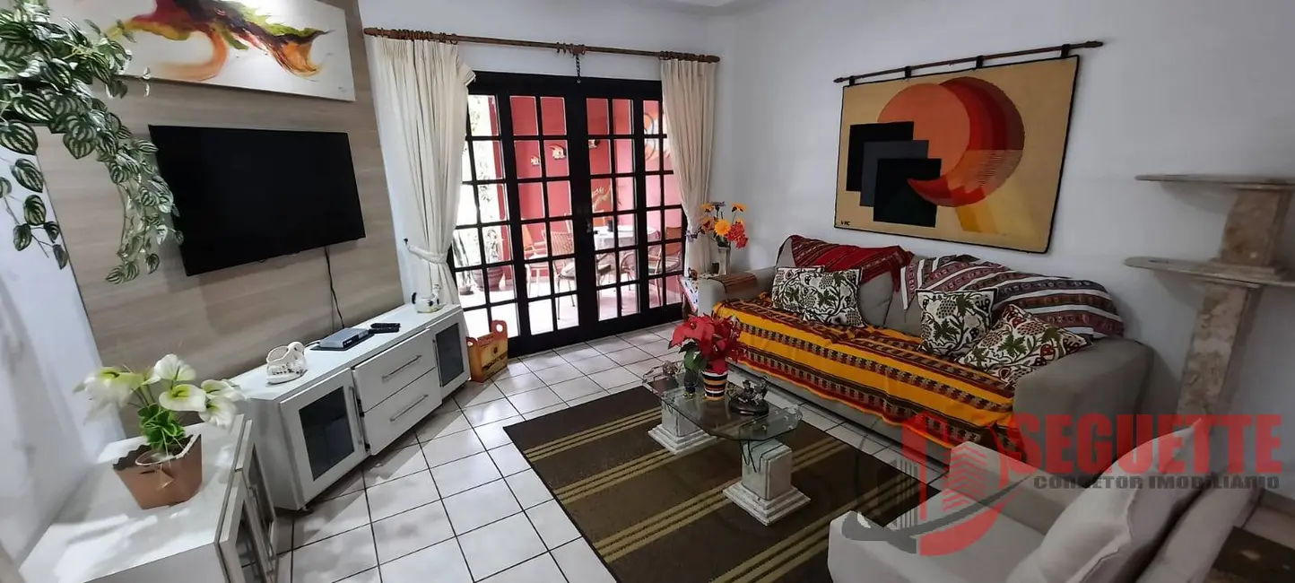 Foto 4 de Casa com 2 quartos para alugar, 103m2 em Riviera de São Lourenço, Bertioga - SP