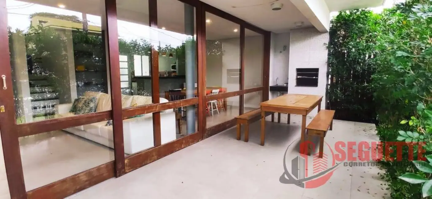 Foto 3 de Casa com 4 quartos à venda, 233m2 em Riviera de São Lourenço, Bertioga - SP