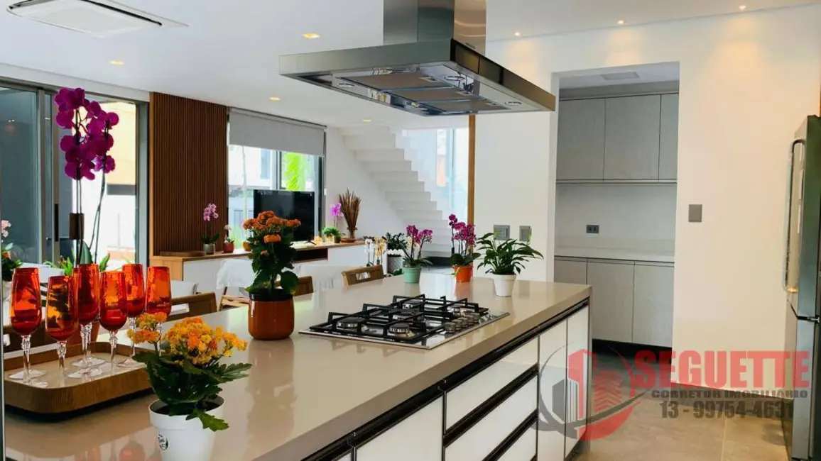 Casa com 5 quartos à venda, 302m2 em Riviera de São Lourenço, Bertioga - SP - imagem 5 Foto 5 de Casa com 5 quartos à venda, 302m2 em Riviera de São Lourenço, Bertioga - SP