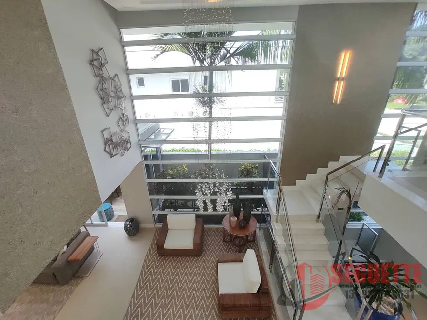 Casa com 5 quartos à venda, 497m2 em Riviera de São Lourenço, Bertioga - SP - imagem 9 Foto 9 de Casa com 5 quartos à venda, 497m2 em Riviera de São Lourenço, Bertioga - SP