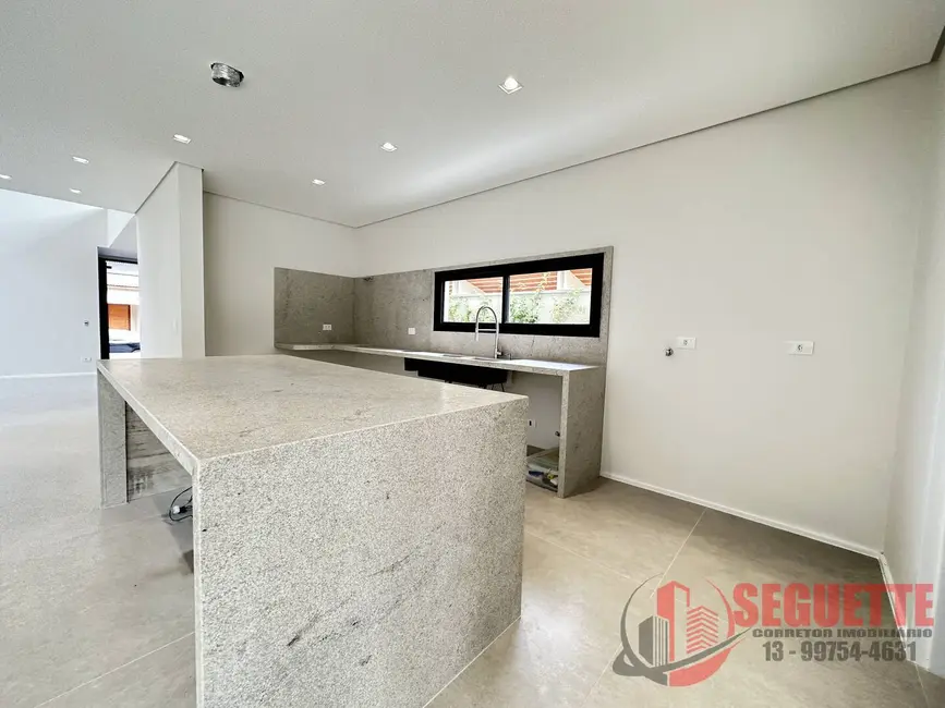 Casa com 4 quartos à venda, 335m2 em Riviera de São Lourenço, Bertioga - SP - imagem 4 Foto 4 de Casa com 4 quartos à venda, 335m2 em Riviera de São Lourenço, Bertioga - SP