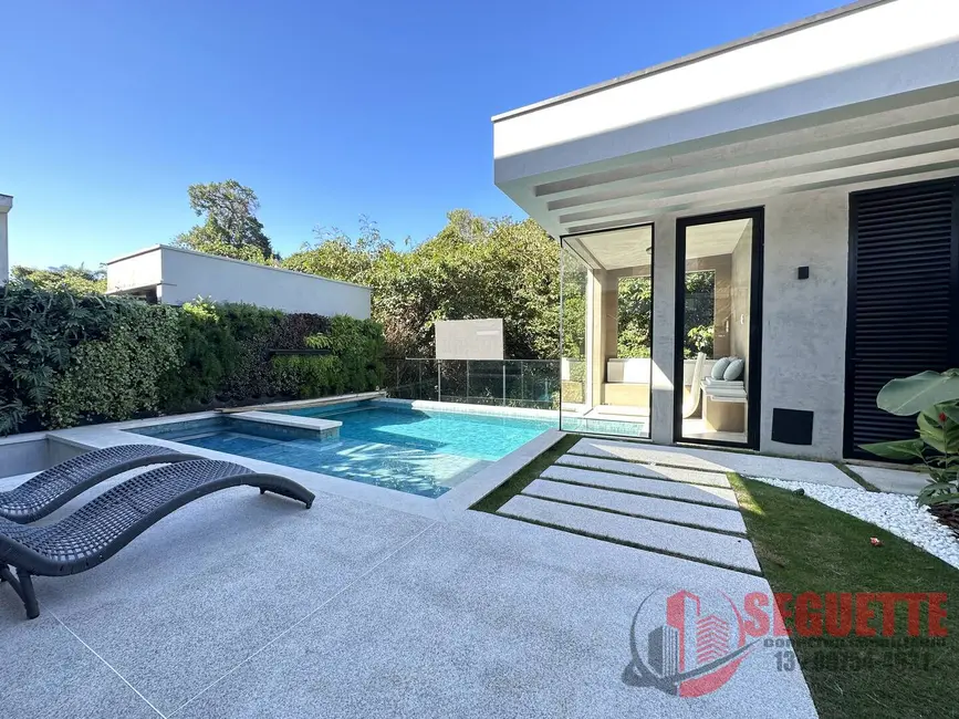 Casa com 5 quartos à venda, 330m2 em Riviera de São Lourenço, Bertioga - SP - imagem 6 Foto 6 de Casa com 5 quartos à venda, 330m2 em Riviera de São Lourenço, Bertioga - SP