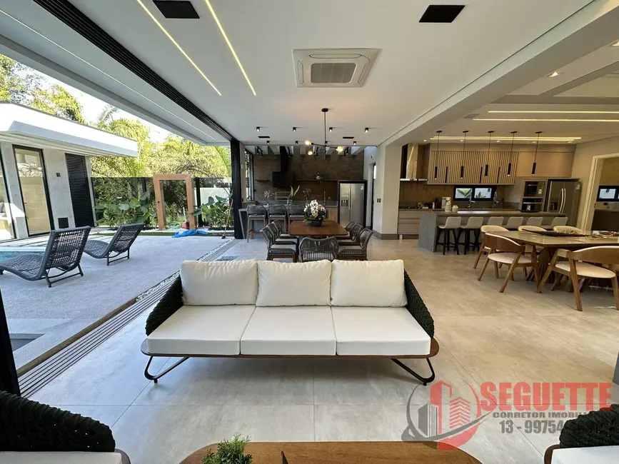 Casa com 5 quartos à venda, 330m2 em Riviera de São Lourenço, Bertioga - SP - imagem 9 Foto 9 de Casa com 5 quartos à venda, 330m2 em Riviera de São Lourenço, Bertioga - SP