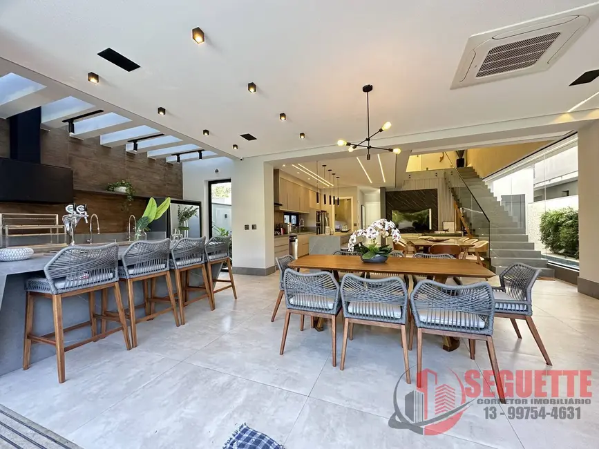 Casa com 5 quartos à venda, 330m2 em Riviera de São Lourenço, Bertioga - SP - imagem 3 Foto 3 de Casa com 5 quartos à venda, 330m2 em Riviera de São Lourenço, Bertioga - SP