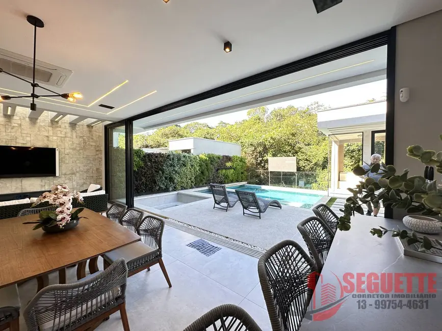 Casa com 5 quartos à venda, 330m2 em Riviera de São Lourenço, Bertioga - SP - imagem 4 Foto 4 de Casa com 5 quartos à venda, 330m2 em Riviera de São Lourenço, Bertioga - SP