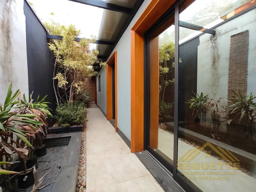 Foto 3 de Casa com 2 quartos à venda, 180m2 em Vila Mogilar, Mogi Das Cruzes - SP