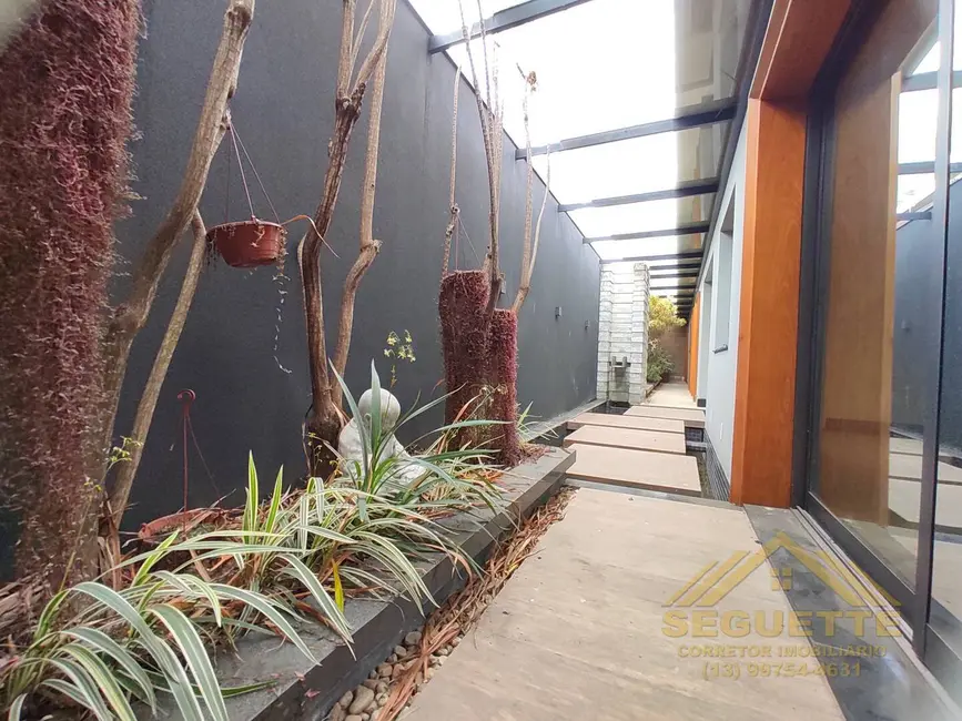 Foto 2 de Casa com 2 quartos à venda, 180m2 em Vila Mogilar, Mogi Das Cruzes - SP