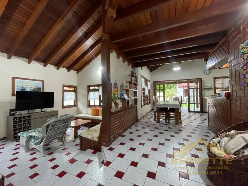 Casa com 3 quartos à venda, 234m2 em Riviera de São Lourenço, Bertioga - SP - imagem 4 Foto 4 de Casa com 3 quartos à venda, 234m2 em Riviera de São Lourenço, Bertioga - SP