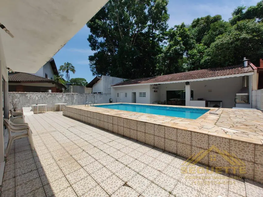 Casa com 4 quartos à venda, 509m2 em Riviera de São Lourenço, Bertioga - SP - imagem 4 Foto 4 de Casa com 4 quartos à venda, 509m2 em Riviera de São Lourenço, Bertioga - SP