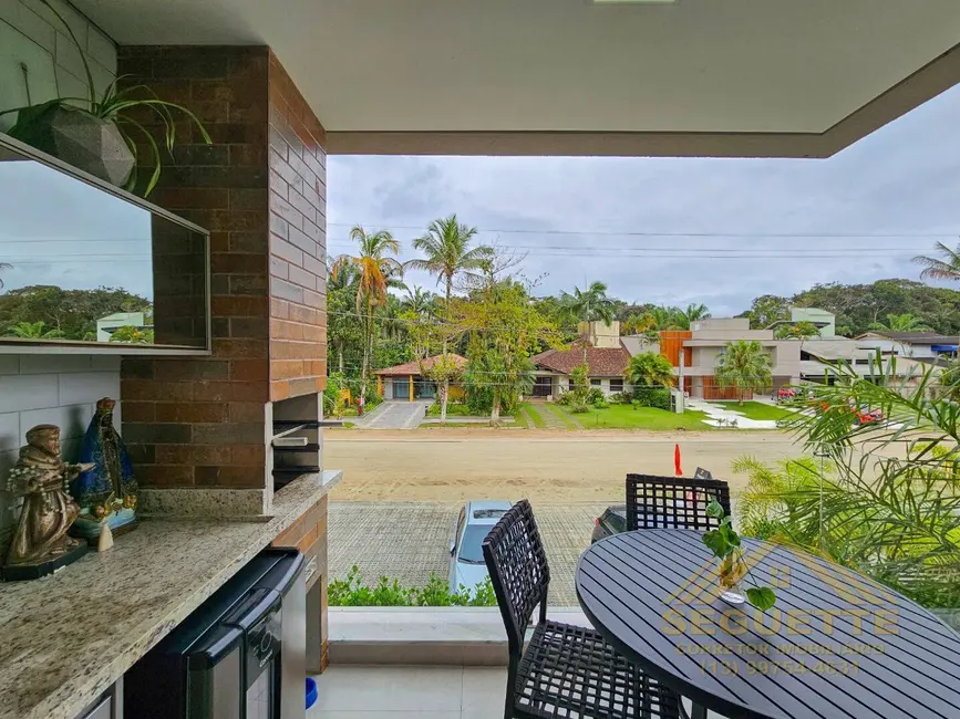 Casa com 2 quartos à venda, 130m2 em Riviera de São Lourenço, Bertioga - SP - imagem 2 Foto 2 de Casa com 2 quartos à venda, 130m2 em Riviera de São Lourenço, Bertioga - SP