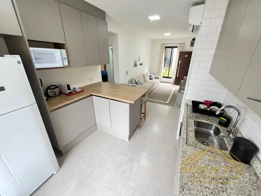 Foto 6 de Casa com 2 quartos à venda, 130m2 em Riviera de São Lourenço, Bertioga - SP