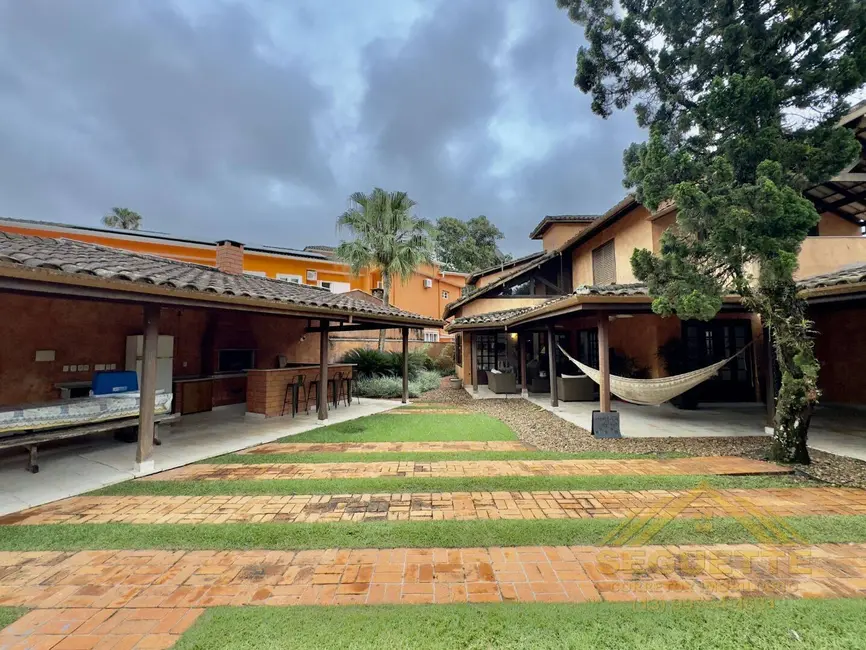 Foto 3 de Casa com 6 quartos à venda, 1107m2 em Riviera de São Lourenço, Bertioga - SP