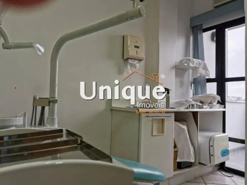 Sala Comercial à venda, 45m2 em Centro, Cabo Frio - RJ - imagem 6 Foto 6 de Sala Comercial à venda, 45m2 em Centro, Cabo Frio - RJ