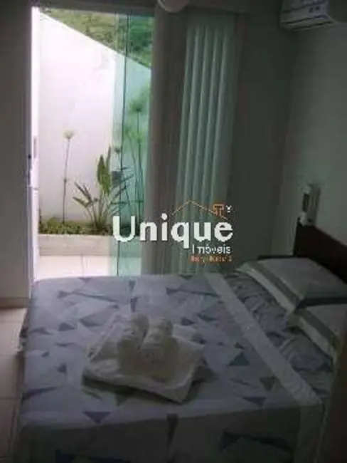 Pousada com 8 quartos à venda, 740m2 em Peró, Cabo Frio - RJ - imagem 8 Foto 8 de Pousada com 8 quartos à venda, 740m2 em Peró, Cabo Frio - RJ