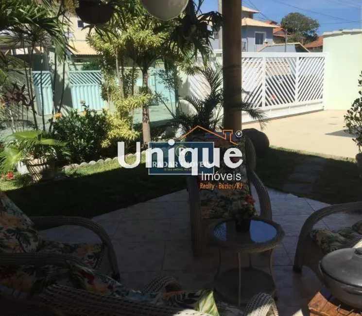 Casa com 4 quartos à venda, 300m2 em Peró, Cabo Frio - RJ - imagem 3 Foto 3 de Casa com 4 quartos à venda, 300m2 em Peró, Cabo Frio - RJ