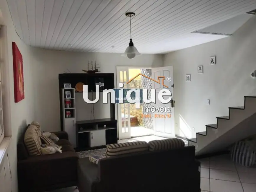 Foto 6 de Casa com 3 quartos à venda, 180m2 em Parque Burle, Cabo Frio - RJ