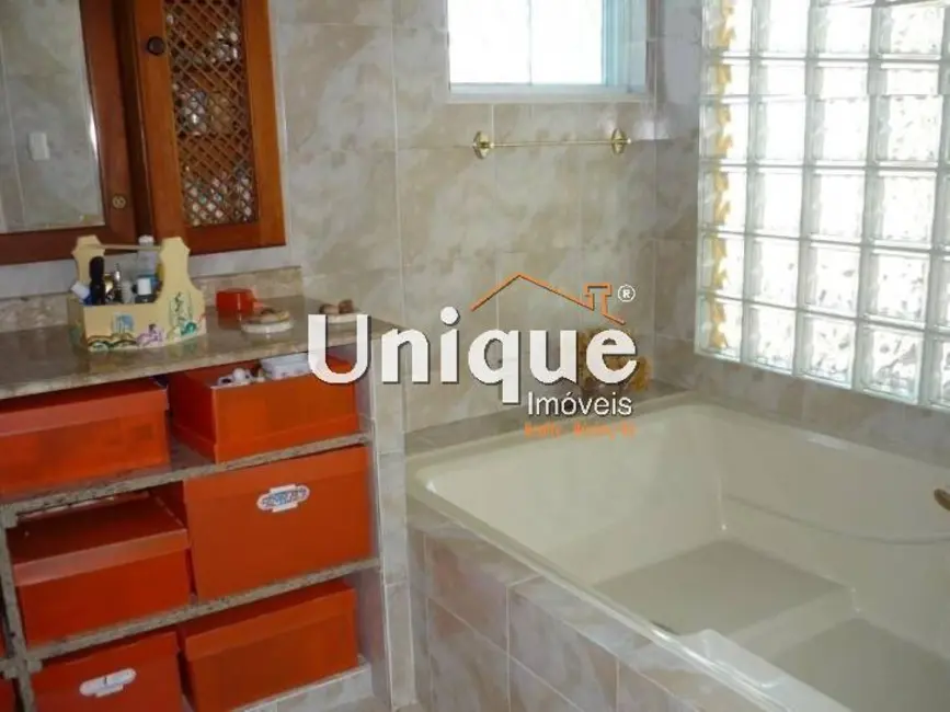 Foto 8 de Casa com 3 quartos à venda, 200m2 em Balneário São Pedro, Sao Pedro Da Aldeia - RJ