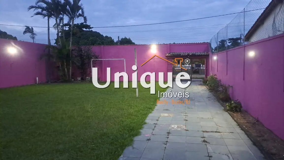 Foto 2 de Casa com 8 quartos à venda, 600m2 em Sao Pedro Da Aldeia - RJ