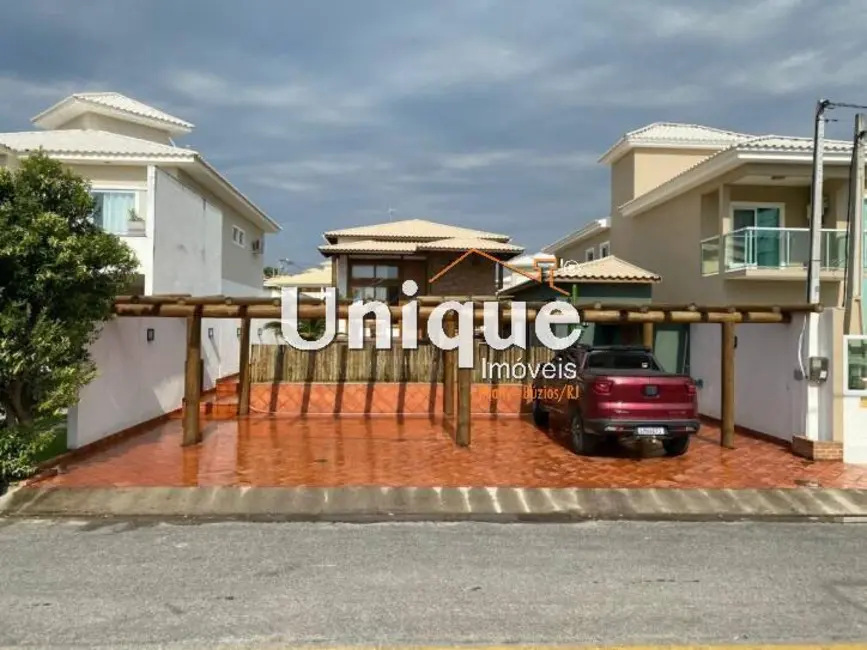 Casa com 3 quartos à venda, 598m2 em Nova São Pedro, Sao Pedro Da Aldeia - RJ - imagem 2 Foto 2 de Casa com 3 quartos à venda, 598m2 em Nova São Pedro, Sao Pedro Da Aldeia - RJ
