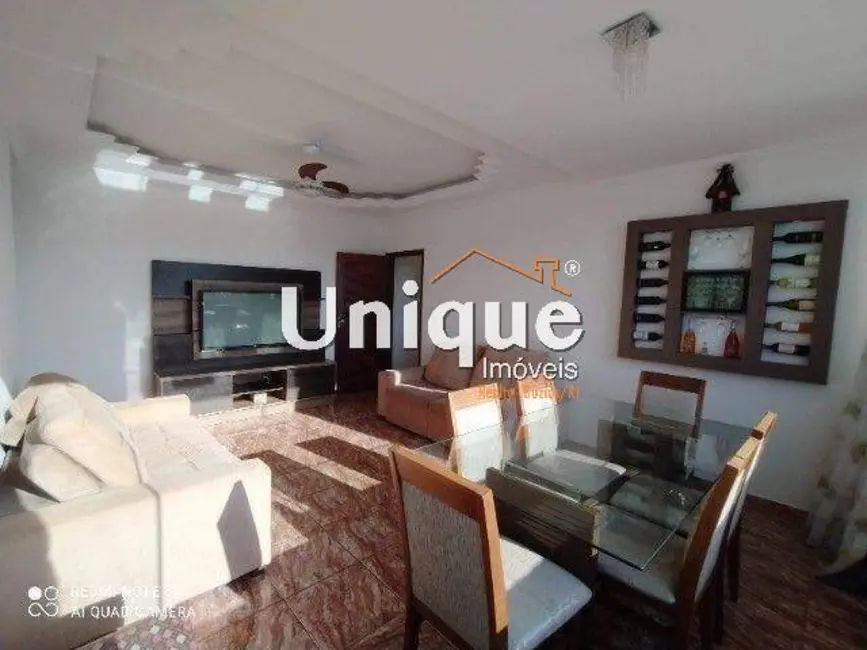 Foto 3 de Casa com 4 quartos à venda, 320m2 em Fluminense, Sao Pedro Da Aldeia - RJ