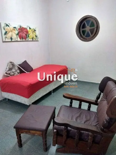 Casa com 3 quartos à venda, 360m2 em Porto da Aldeia, Sao Pedro Da Aldeia - RJ - imagem 6 Foto 6 de Casa com 3 quartos à venda, 360m2 em Porto da Aldeia, Sao Pedro Da Aldeia - RJ