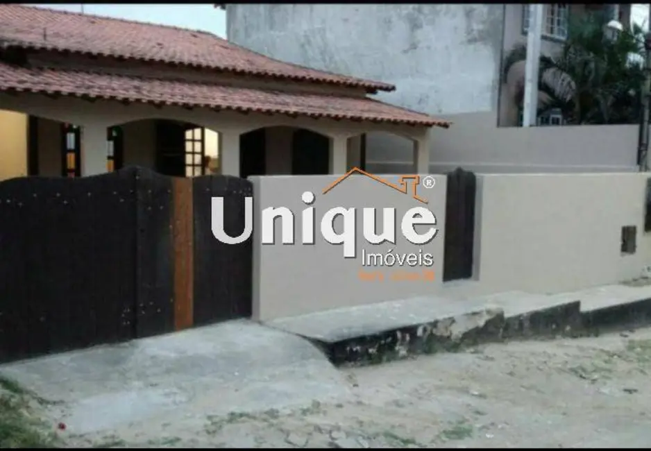 Casa com 3 quartos à venda, 360m2 em Porto da Aldeia, Sao Pedro Da Aldeia - RJ - imagem 1 Foto 1 de Casa com 3 quartos à venda, 360m2 em Porto da Aldeia, Sao Pedro Da Aldeia - RJ