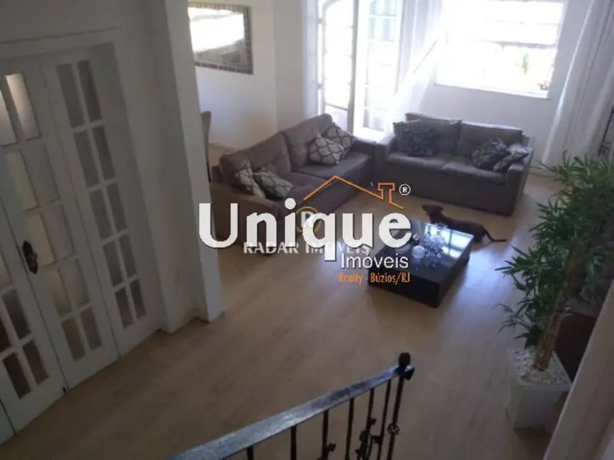 Casa com 5 quartos à venda, 360m2 em Centro, Sao Pedro Da Aldeia - RJ - imagem 9 Foto 9 de Casa com 5 quartos à venda, 360m2 em Centro, Sao Pedro Da Aldeia - RJ