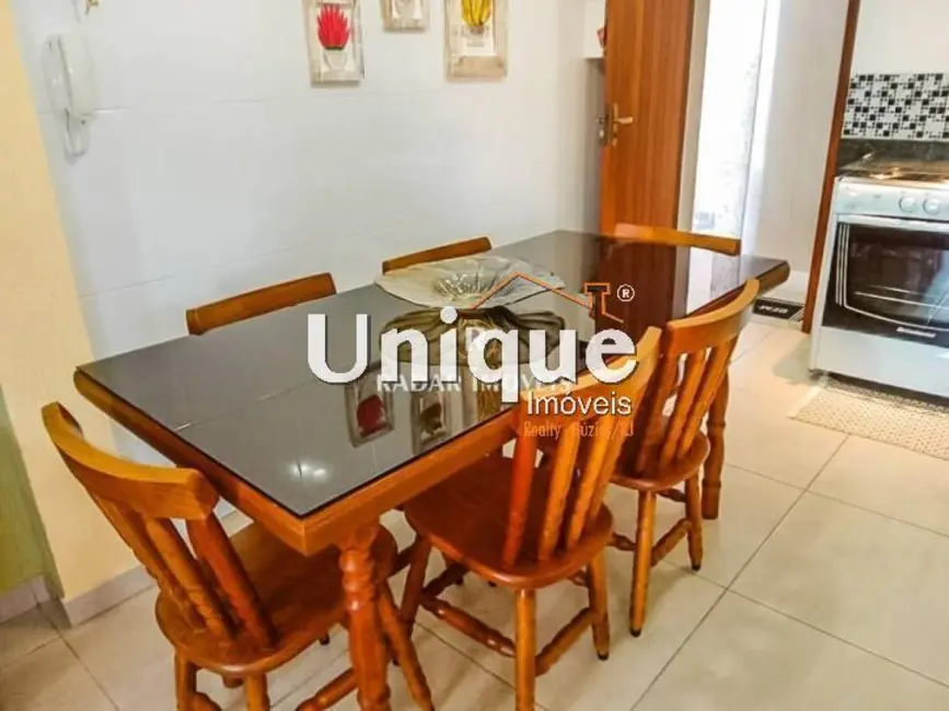 Casa com 4 quartos à venda, 150m2 em Ogiva, Cabo Frio - RJ - imagem 8 Foto 8 de Casa com 4 quartos à venda, 150m2 em Ogiva, Cabo Frio - RJ