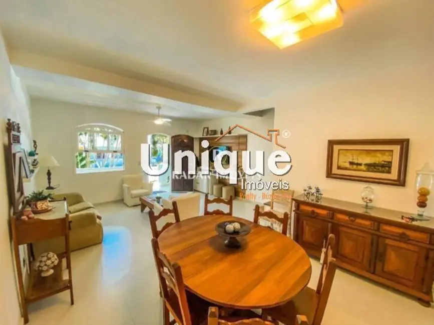 Foto 3 de Casa com 3 quartos à venda, 136m2 em Braga, Cabo Frio - RJ