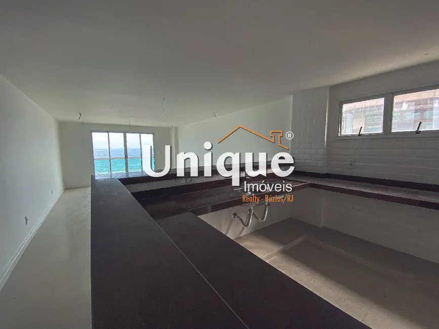 Cobertura com 6 quartos à venda, 320m2 em Centro, Cabo Frio - RJ - imagem 4 Foto 4 de Cobertura com 6 quartos à venda, 320m2 em Centro, Cabo Frio - RJ