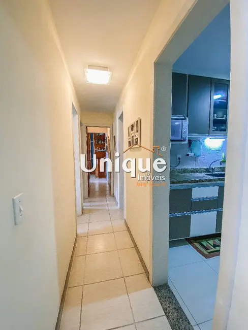 Foto 9 de Apartamento com 3 quartos à venda, 110m2 em Braga, Cabo Frio - RJ