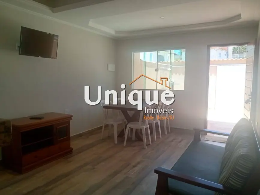 Casa com 2 quartos à venda, 70m2 em Parque Estoril, Sao Pedro Da Aldeia - RJ - imagem 4 Foto 4 de Casa com 2 quartos à venda, 70m2 em Parque Estoril, Sao Pedro Da Aldeia - RJ