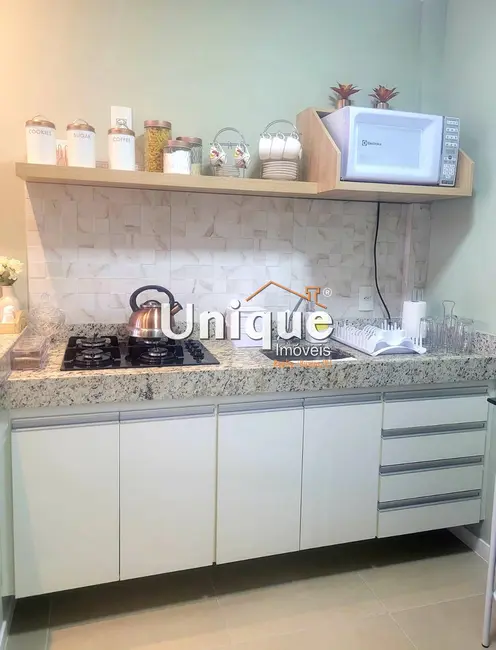 Apartamento com 1 quarto à venda, 55m2 em Portinho, Cabo Frio - RJ - imagem 9 Foto 9 de Apartamento com 1 quarto à venda, 55m2 em Portinho, Cabo Frio - RJ