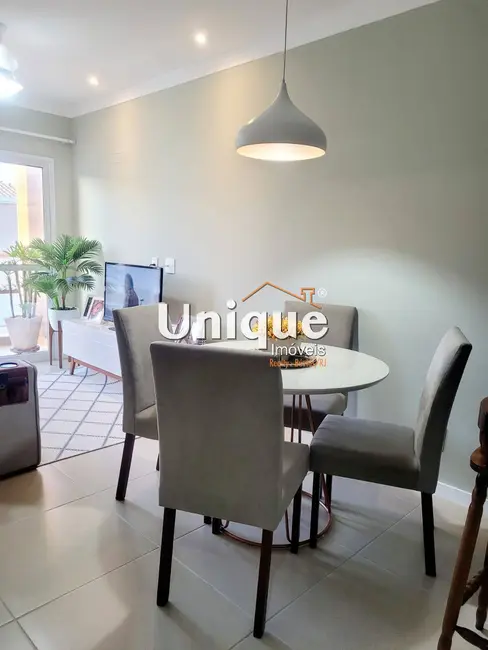 Apartamento com 1 quarto à venda, 55m2 em Portinho, Cabo Frio - RJ - imagem 3 Foto 3 de Apartamento com 1 quarto à venda, 55m2 em Portinho, Cabo Frio - RJ